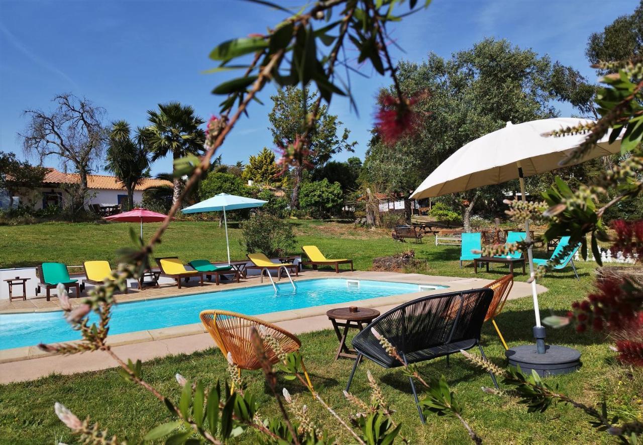 Monte Da Choca Guest House Sao Teotonio Bagian luar foto
