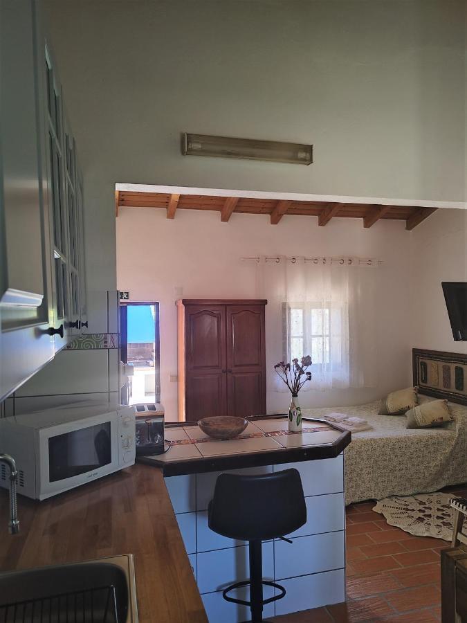 Monte Da Choca Guest House Sao Teotonio Bagian luar foto