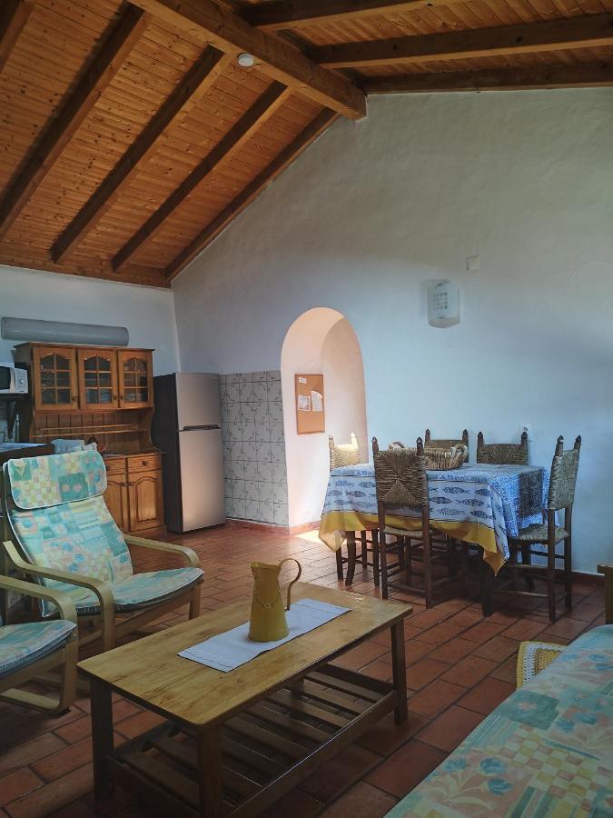 Monte Da Choca Guest House Sao Teotonio Bagian luar foto